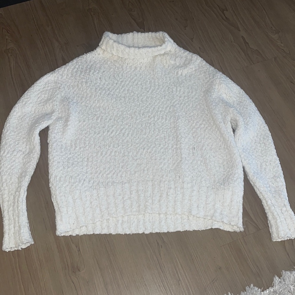 White, turtleneck sweater